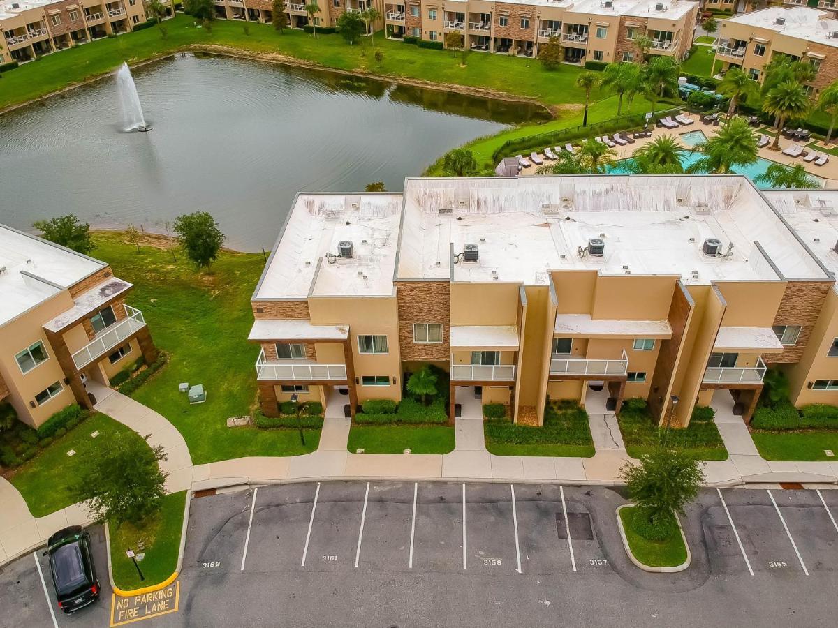 Beautiful Townhome Overlooking The Lake And The Pool Orlando Eksteriør billede